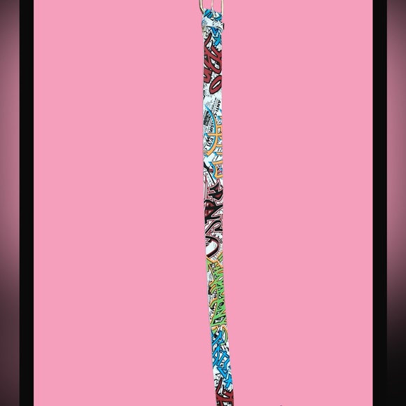 Little Girl’s graffiti belt goes up to 28” waist - Picture 4 of 4